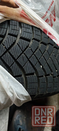Зимняя резина Pirelli r17 215/60 Донецк - изображение 3