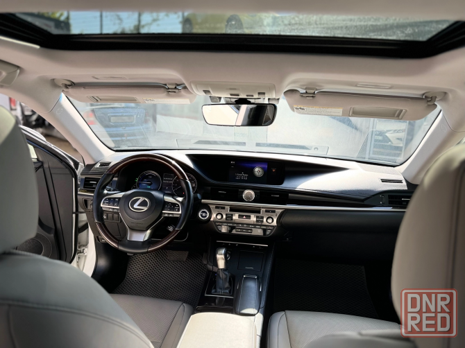 Lexus ES300h гибрид 2.5 Красный Луч - изображение 8