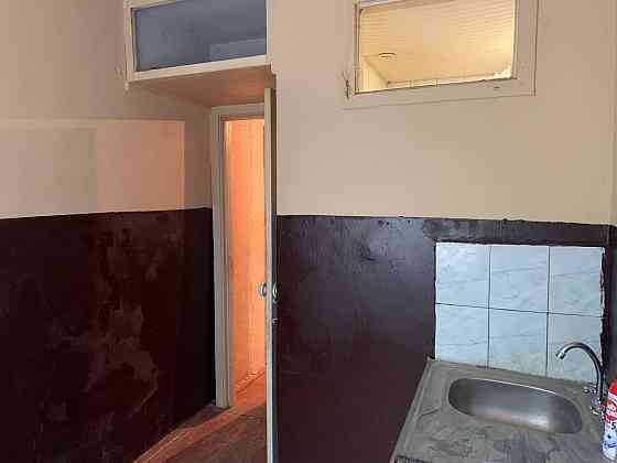 Продается 1 ком.кв. в Приморском районе, рядом с площадью Адмирала Лунина Мариуполь