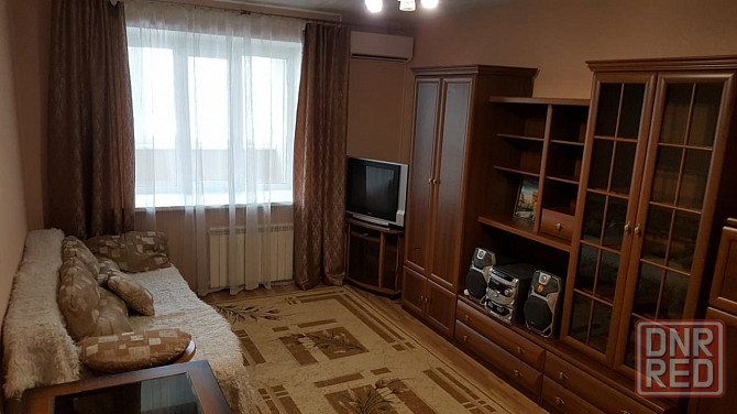 Сдается 1 комнатная квартира в Ханженково, мкрн Первомайский, остановка "Космос" Макеевка - изображение 1