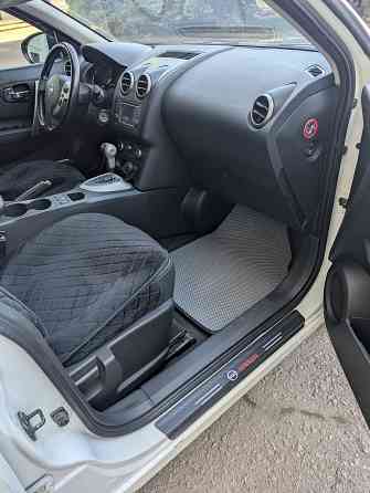 Продам свой автомобиль NISSAN Qashqai ( Рестайлинг) 2.0 Донецк