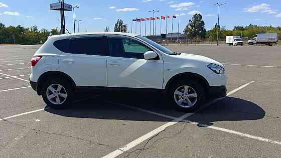 Nissan Qashqai 2.0 л. 146 л.с. акпп 2011 года Донецк