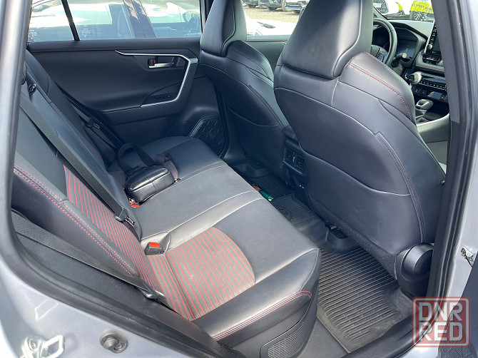 Toyota Rav 4 Plug-in Hybrid 2022 2.5 бензин автомат полный привод 45 тыс км пробег Донецк - изображение 7