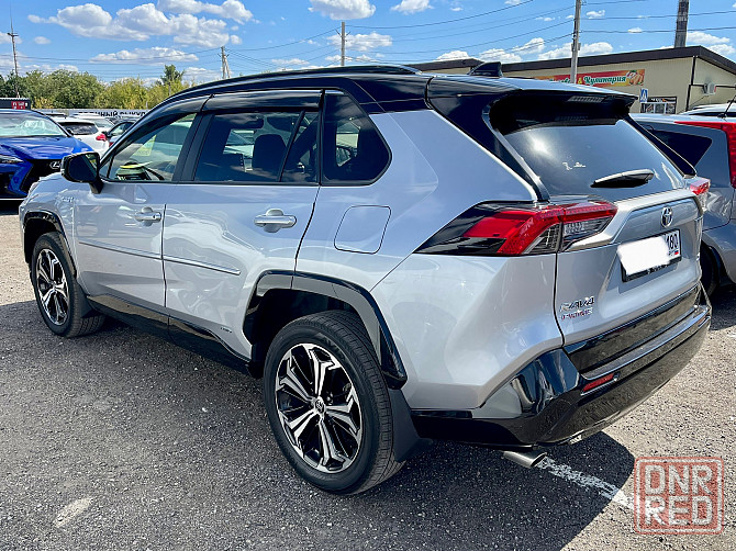 Toyota Rav 4 Plug-in Hybrid 2022 2.5 бензин автомат полный привод 45 тыс км пробег Донецк - изображение 3