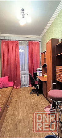 Сдам 3-х комнатную квартиру Гвардейка 27 квартал Макеевка - изображение 1