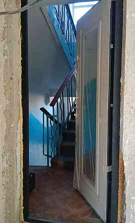 Срочно! Продам 1 ком. кв. , 4/5, кинотеатр Звездочка Донецк