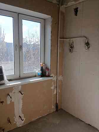 Срочно! Продам 1 ком. кв. , 4/5, кинотеатр Звездочка Донецк