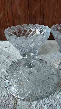 Салатники хрустальные с крышками Донецк