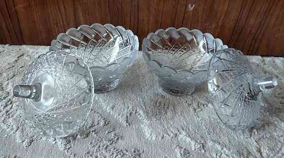 Салатники хрустальные с крышками Донецк