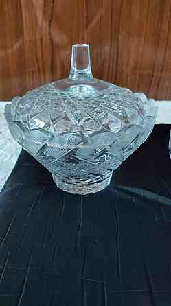 Салатники хрустальные с крышками Донецк