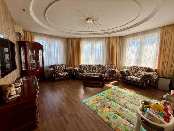 Продам просторную 3комнатную квартиру в жк «Диск» на пр. Ильича в г. Донецке Донецк