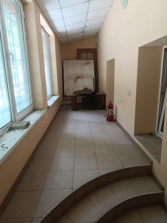 Продажа коммерческого помещения в Ворошиловском районе (центр г. Донецк), ул. 50-летия ссср Донецк