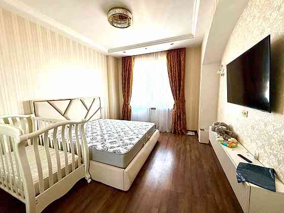 Продажа 3-ком.кв. Диск на Ильича. Общая площадь 105м2. Три отдельных комнаты. Донецк