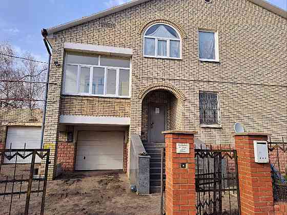 Продаётся 3-этажный дом 289м2 с участком 30 соток в Андреевке (13 км от Донецка, Мариупольское напра Донецк