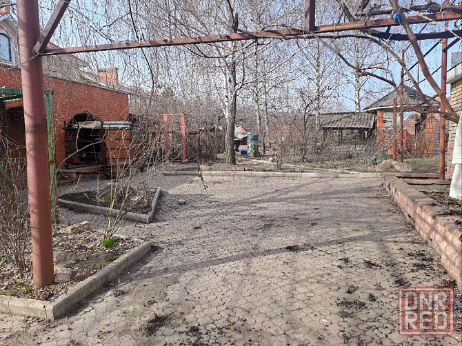 Продаётся 3-этажный дом 289м2 с участком 30 соток в Андреевке (13 км от Донецка, Мариупольское напра Донецк - изображение 3