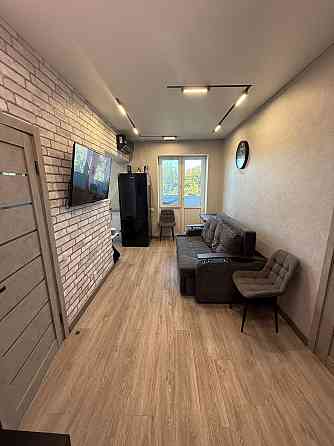 Продам 2 ком. кв-ру, Гвардейка, 27 квартал Макеевка