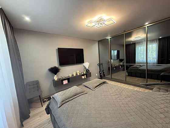 Продам 2 ком. кв-ру, Гвардейка, 27 квартал Макеевка