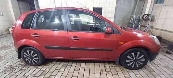Ford Fiesta 2007 г. 1,4 Макеевка