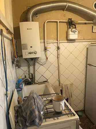 Трехкомнатная квартира в Ворошиловском районе, рядом с кинотеатром «Звёздочка» Донецк