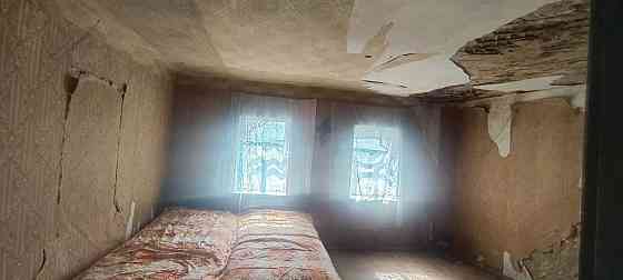 Продам дом под реконструкцию в пролетарском районе. Ориентир поселок ш-ты 6-капиталь Донецк