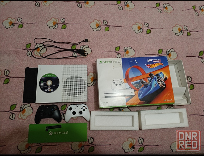 Xbox one s срочно продам!!! Донецк - изображение 2