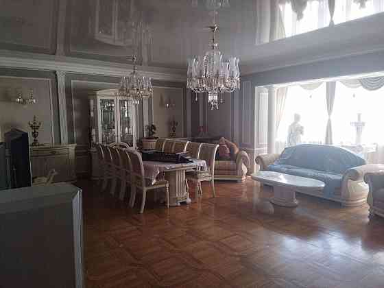 Продам 4 комнатную квартиру ул. Челюскинцев, в Ворошиловском р-е, 212 кв.м Донецк