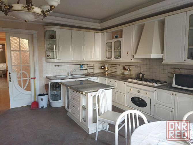 Продам 4 комнатную квартиру ул. Челюскинцев, в Ворошиловском р-е, 212 кв.м Донецк - изображение 2