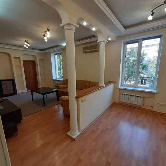 Продам 2к крупногабаритную Ворошиловский Донецк