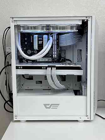 Игровой компьютер ryzen 5 3600, 16gb, 256+512gb ssd, Radeon Vega56 Макеевка