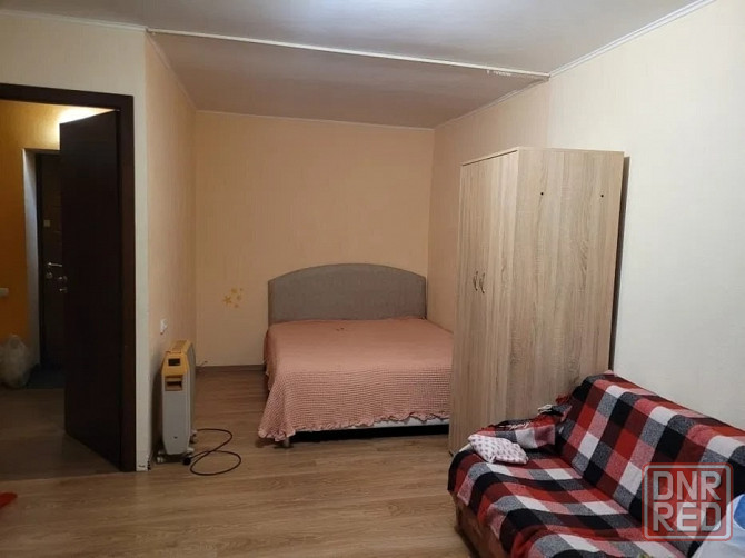 Сдам 1-комнатную квартиру в Ленинском районе, Оцкб. Донецк - изображение 4