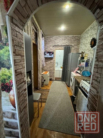 Продаю 1-комнатную квартиру на земле в Кировском районе Донецк - изображение 2