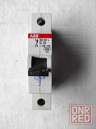 Продам автоматический выключатель ABB 1-полюсной sh201 на 32А Донецк - изображение 1