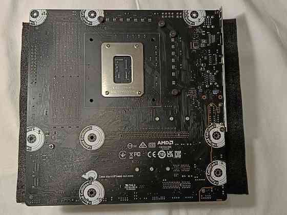 Комплект MSI B660M mortar + I5 12400 + 32 Gb озу Донецк