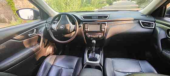 Nissan Rogue 2.5 Енакиево