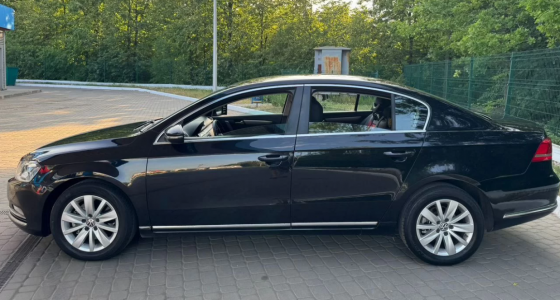 Volkswagen Passat 1.8 Енакиево