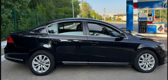 Volkswagen Passat 1.8 Енакиево