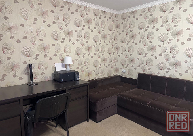 Продается 1-комнатная квартира с мебелью в Калининском районе Донецк - изображение 1