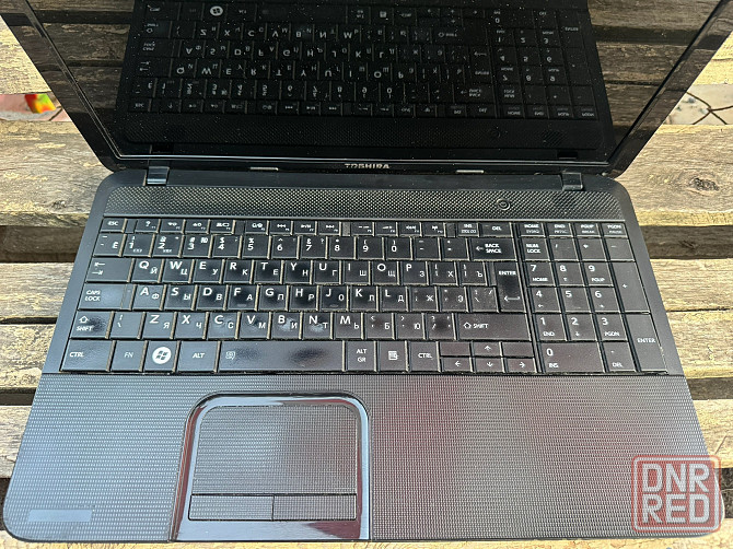 Ноутбук TOSHIBA Satellite C850-C6K Core i3/8/256GB Донецк - изображение 2