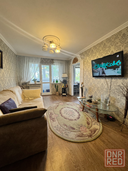 Продажа 3-комнатной квартиры 3/5 в г. Донецк, Калининский р-н, ул. Цусимская Донецк - изображение 2