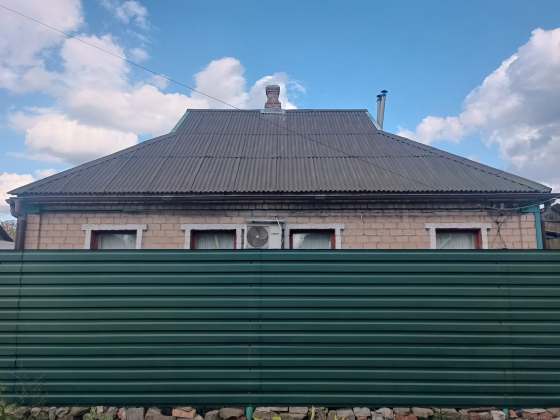 Срочная продажа! Большой дом с газом за 2,5 млн, Макеевка,Червоногвардейский р-он, пос.Комсомольский Макеевка