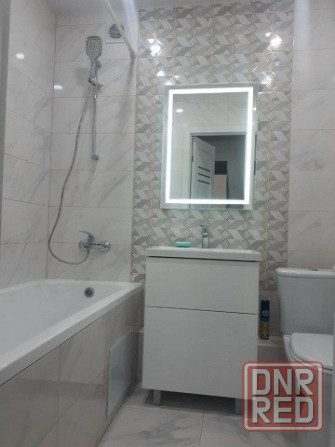 Сдаётся двухкомнатная квартира в Будённовском районе Донецк - изображение 5