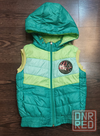 жилет безрукавка на 4-5 лет на рост 110 см Донецк - изображение 1