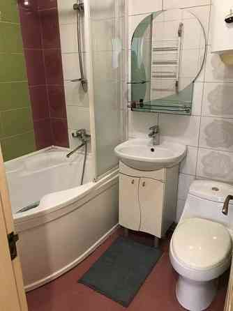 Сдам 2-комнатную квартиру в Ворошиловском районе, Белый Лебедь. Донецк