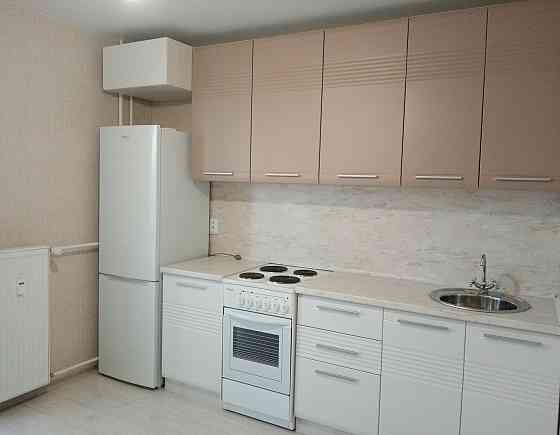 Продам 1 к.квартиру с ремонтом в новом доме на пр.Металлургов Мариуполь