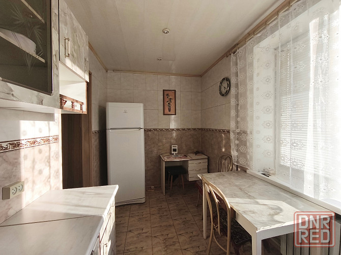 Продам 1 комнатную квартиру в г.Макеевка (Ханженково, микрорайон Первомайский, ор-р маг. Космос Макеевка - изображение 3