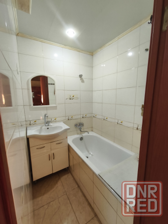 Продам 1 комнатную квартиру в г.Макеевка (Ханженково, микрорайон Первомайский, ор-р маг. Космос Макеевка - изображение 4