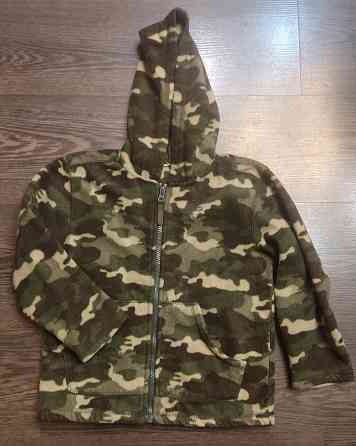 теплая кофта свитер на 5-6 лет на рост 116 см Донецк