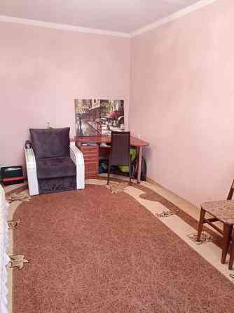 На Цветочном отличная 2к квартира Донецк