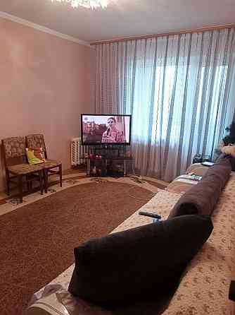 На Цветочном отличная 2к квартира Донецк