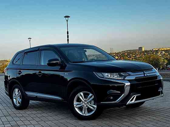 Продам большой семейный автомобиль, Mitsubishi Outlander 2021 года выпуска! Донецк